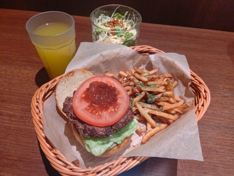 札幌『Grill&Hamburger Monster』のハンバーガー