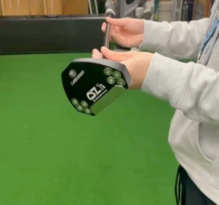 LABGOLF の新作パター