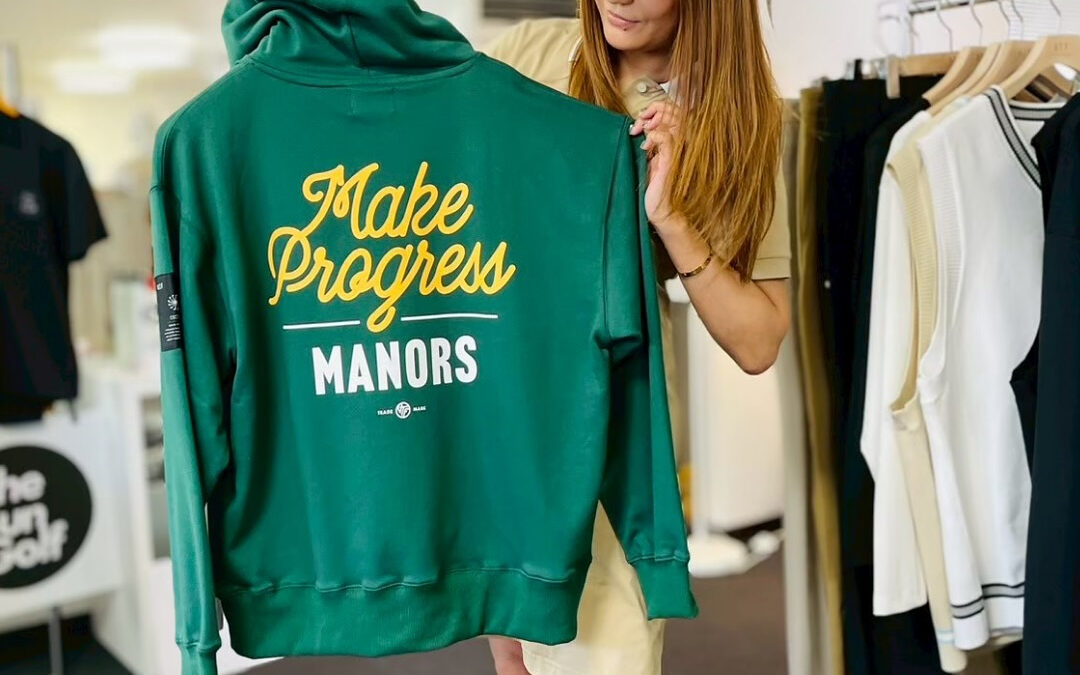 サンゴルフでは街中でもカッコよく✨